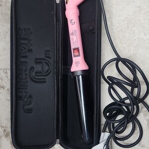 Le Angelique or ISO Beauty ceramic curling wand Pink